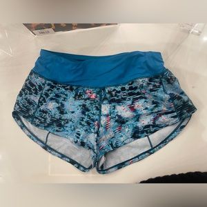 lululemon shorts good condition